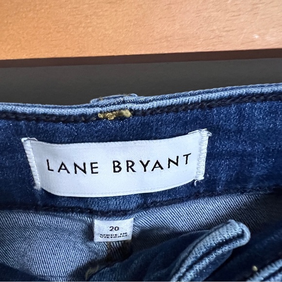 Lane Bryant Signature Fit Boyfriend Capri Jean Medium Wash Heart Pocket Size 20 - Picture 11 of 13